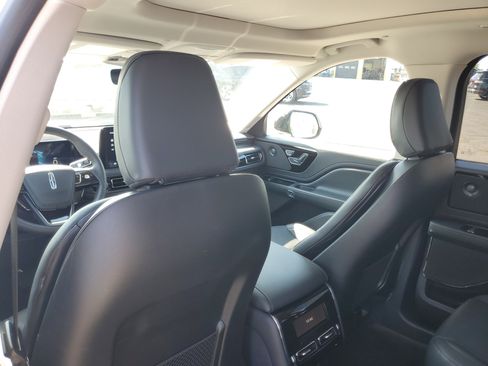 New 2026 Lincoln Aviator Reserve w/ Jet Appearance Package AWD/4WD image 24