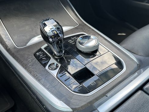 Used 2022 BMW X5 xDrive40i w/ Executive Package AWD/4WD image 27