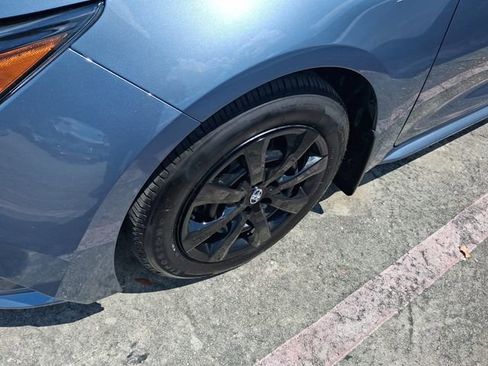 Used 2025 Toyota Corolla LE image 4