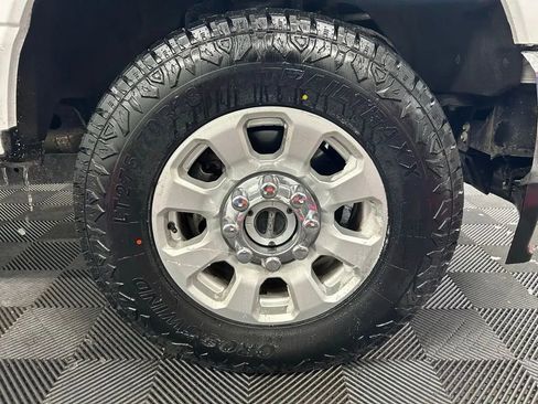 Used 2023 Ford F250 XLT image 26