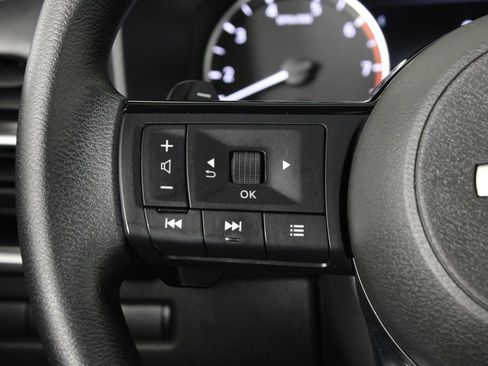 Certified 2023 Nissan Rogue SV image 26