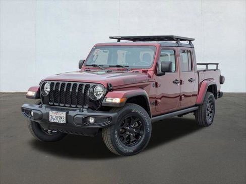 Used 2021 Jeep Gladiator Sport image 1