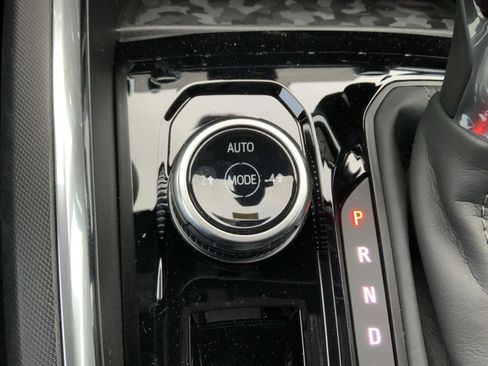 New 2026 GMC Canyon Elevation w/ Convenience Package image 50