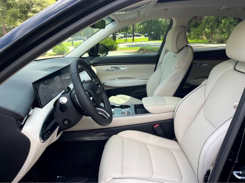 New 2026 Genesis GV70 2.5T Advanced image 23