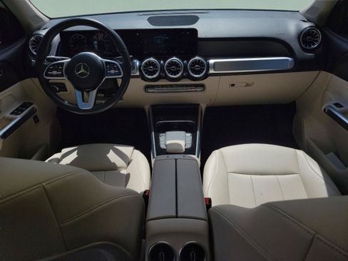 Used 2022 Mercedes-Benz GLB 250 4MATIC image 12