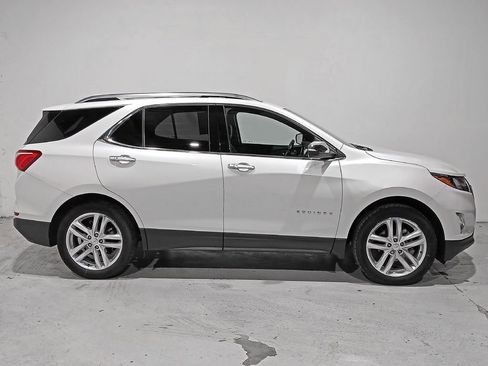 Used 2018 Chevrolet Equinox Premier image 7