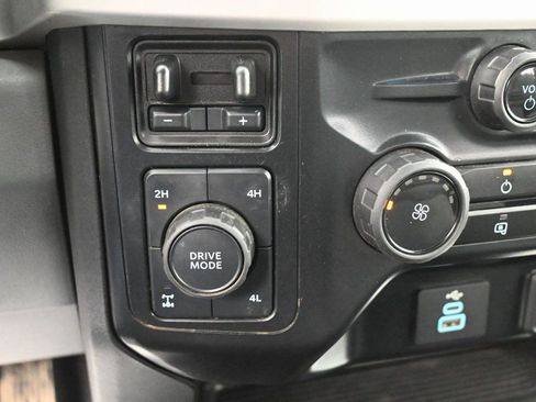 Used 2024 Ford F350 XLT image 18