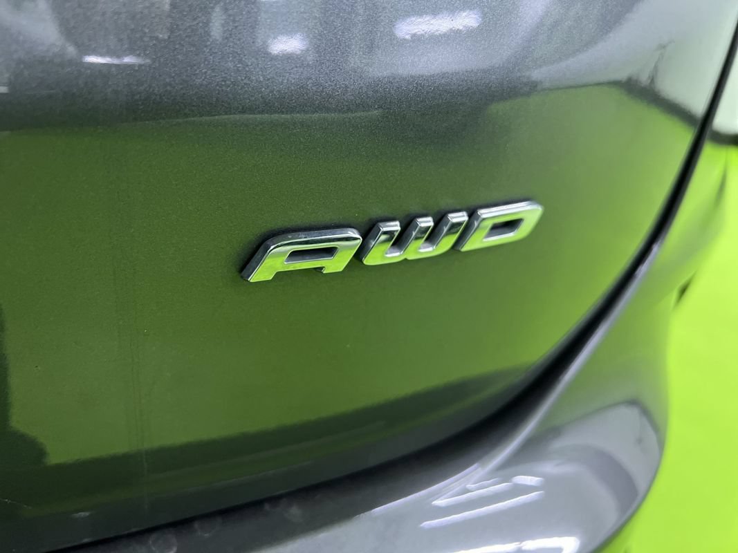 Used 2022 Ford Edge Titanium AWD/4WD image 14