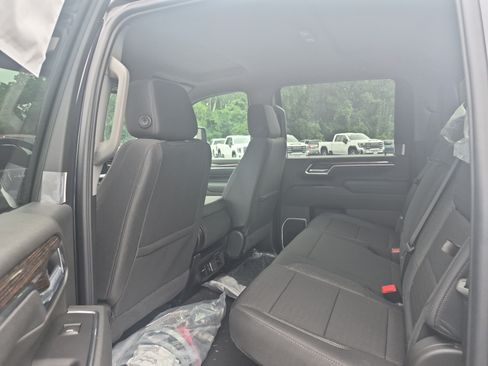 Used 2026 GMC Sierra 2500 SLE w/ SLE Value Package; AWD/4WD image 45