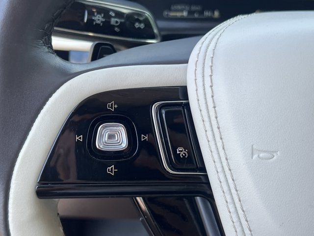 Used 2023 Lincoln Aviator Black Label w/ Dynamic Handling Package AWD/4WD image 29