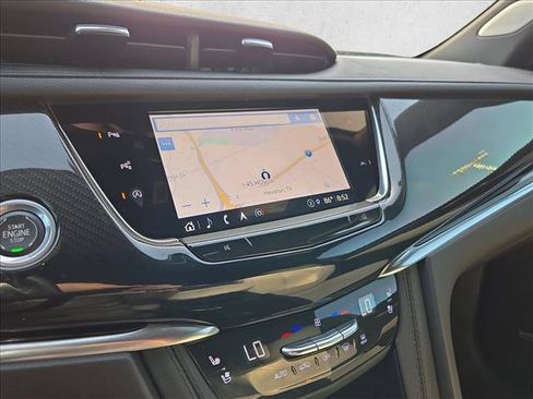 Used 2023 Cadillac XT6 Sport w/ Technology Package AWD/4WD image 15