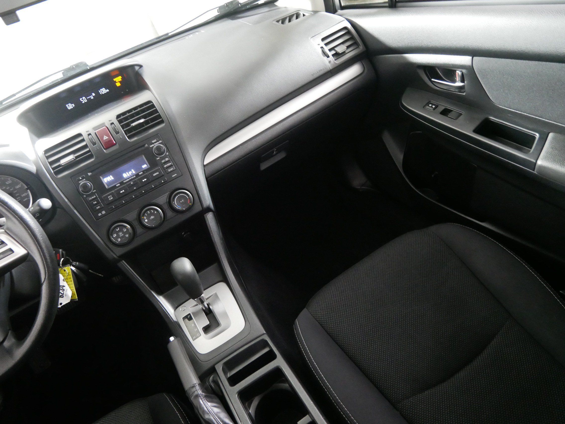 Used 2014 Subaru Crosstrek 2.0i Premium AWD/4WD image 11