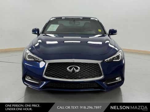 Used 2017 INFINITI Q60 3.0t w/ Cargo Package RWD image 2