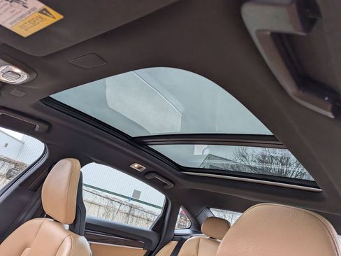 Used 2018 Volvo S90 T6 Momentum w/ Convenience Package image 13