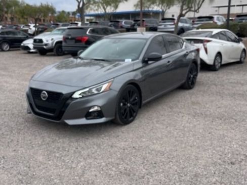 Used 2022 Nissan Altima 2.5 SR w/ Midnight Edition Package image 1