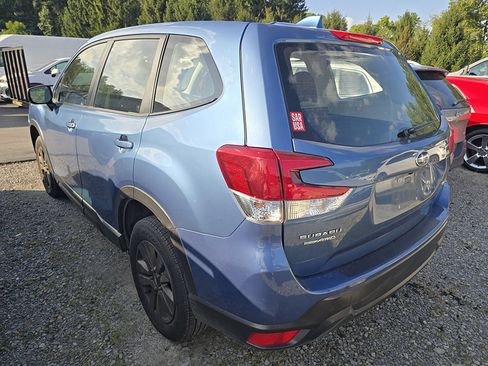 Used 2022 Subaru Forester AWD/4WD image 2