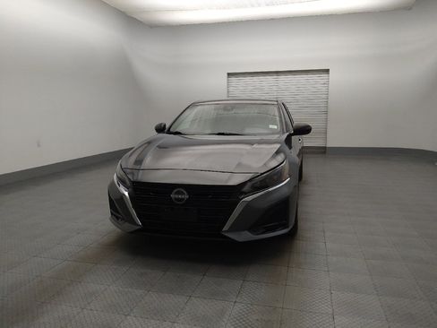 Used 2024 Nissan Altima 2.5 S FWD image 15