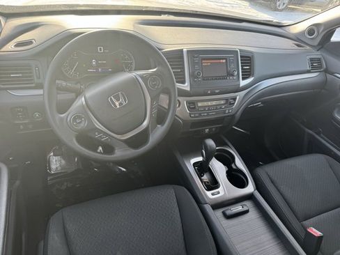 Used 2019 Honda Ridgeline Sport image 8