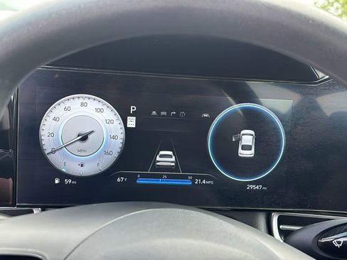 Used 2024 Hyundai Elantra SEL FWD image 16