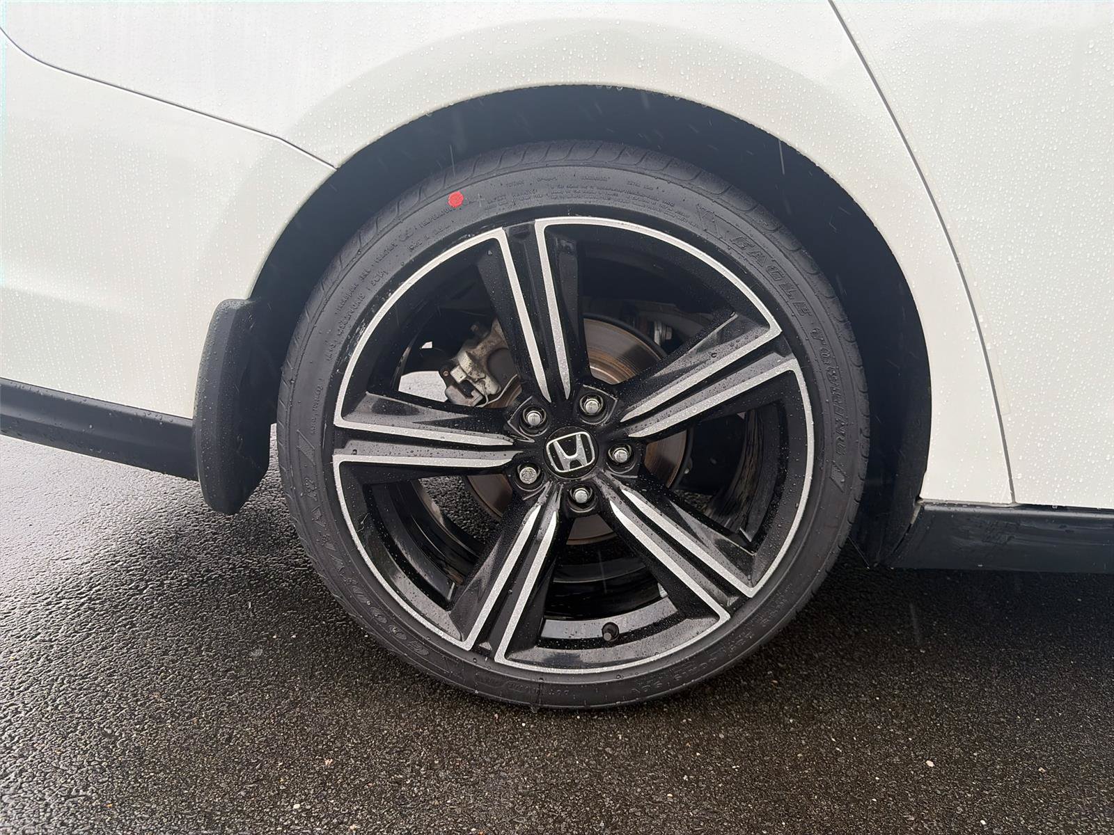 Certified 2024 Honda Accord Sport image 26