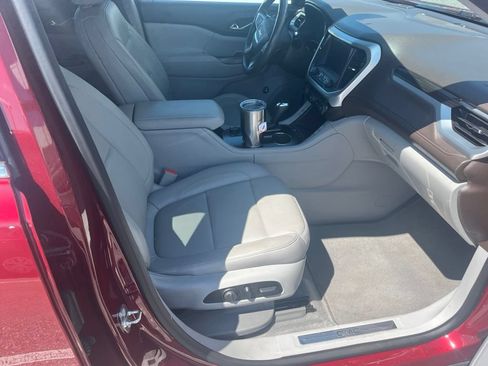 Used 2017 GMC Acadia SLT FWD image 5