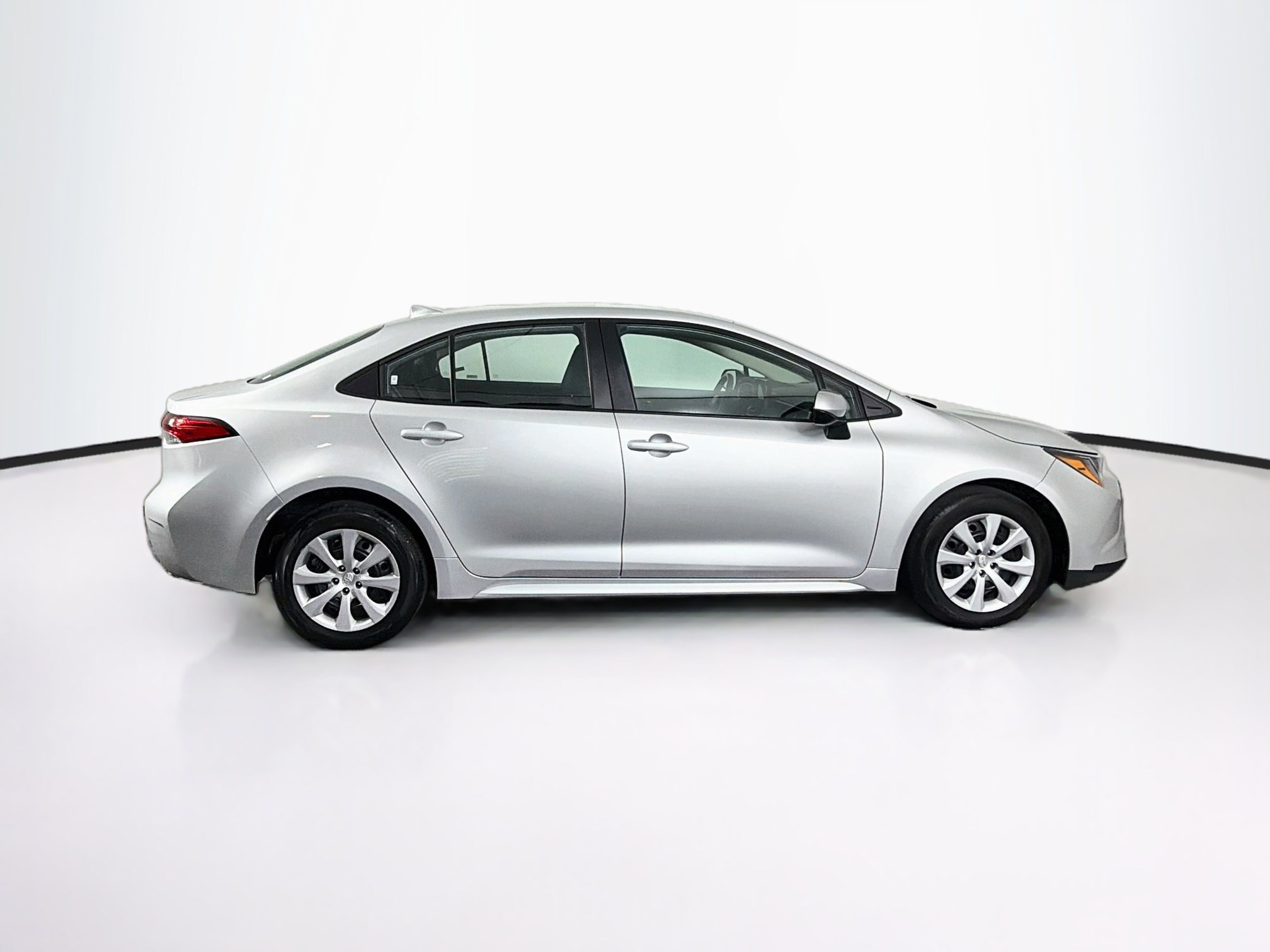 Used 2026 Toyota Corolla LE FWD image 10