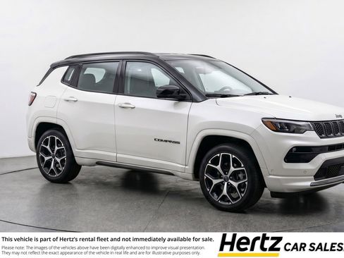 Used 2025 Jeep Compass Limited AWD/4WD image 1