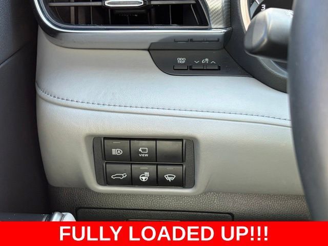 Used 2021 Toyota Highlander Platinum AWD/4WD image 21