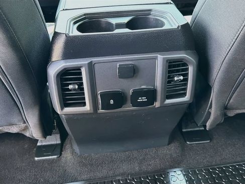 Used 2020 Ford F150 XLT w/ Equipment Group 302A Luxury AWD/4WD image 27