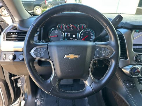 Used 2019 Chevrolet Suburban LT AWD/4WD image 17