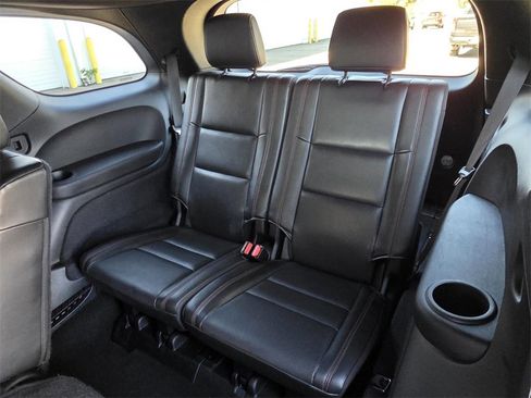 Used 2024 Dodge Durango GT image 16