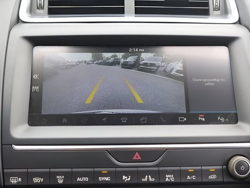 Used 2019 Jaguar E-PACE SE AWD/4WD image 23