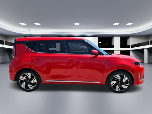 Certified 2023 Kia Soul GT-Line FWD image 7