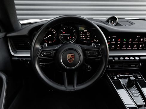 Certified 2022 Porsche 911 Carrera w/ Premium Package RWD image 17