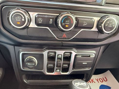 Used 2019 Jeep Wrangler Unlimited Sport S image 15