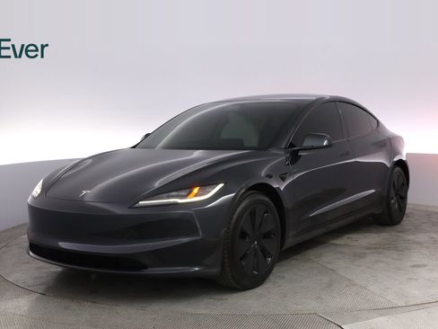 Used 2025 Tesla Model 3 Long Range image 2