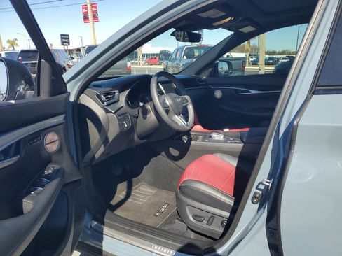 Used 2023 INFINITI QX50 Sport image 13
