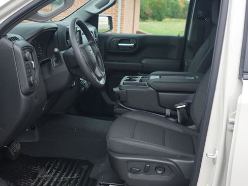 New 2026 Chevrolet Silverado 1500 Custom Trail Boss w/ LPO, Dark Essentials Package image 23