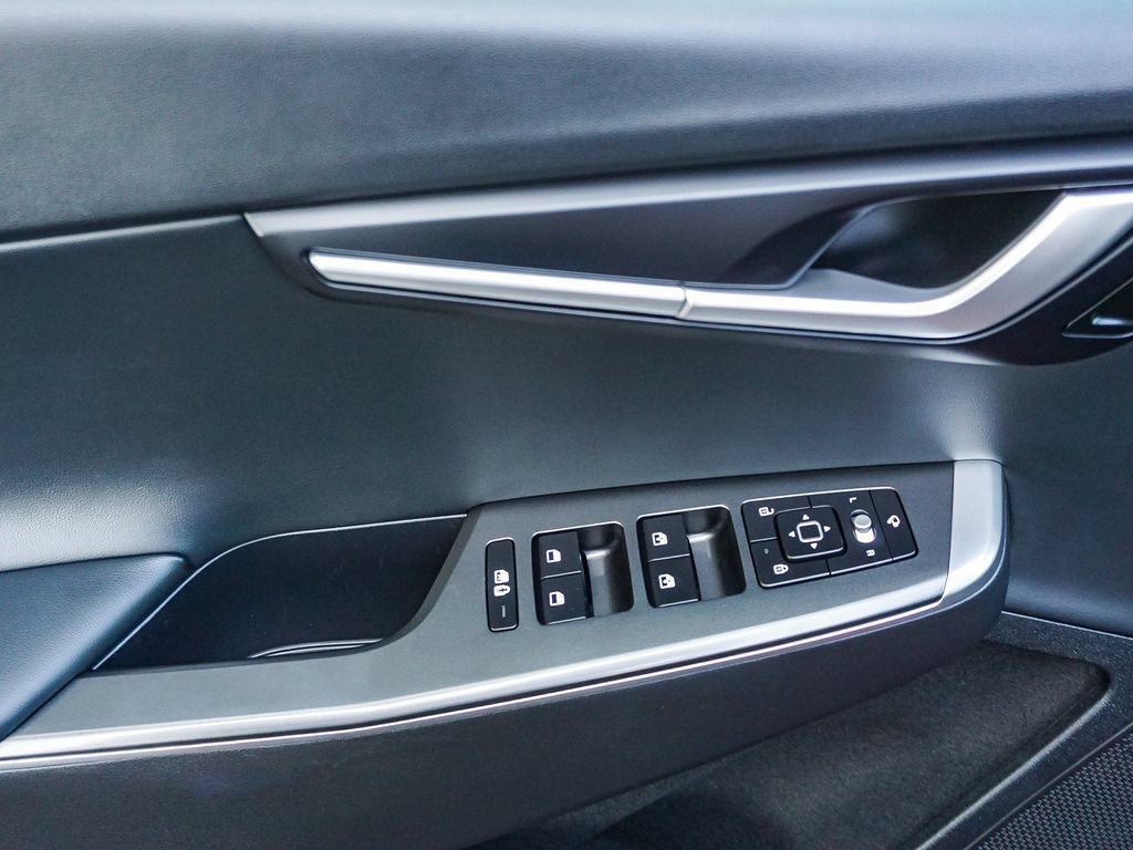 Certified 2024 Kia EV6 Light RWD image 19