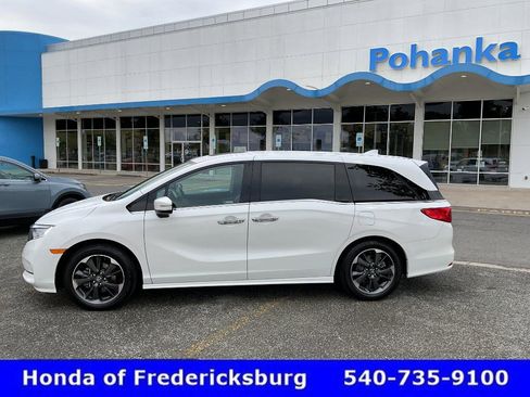 Certified 2024 Honda Odyssey Elite image 3