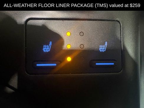 Used 2022 Toyota Camry XSE image 8