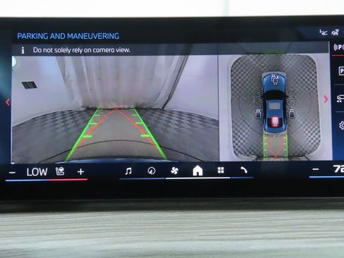 New 2026 BMW M440i M440i w/ Premium Package image 16