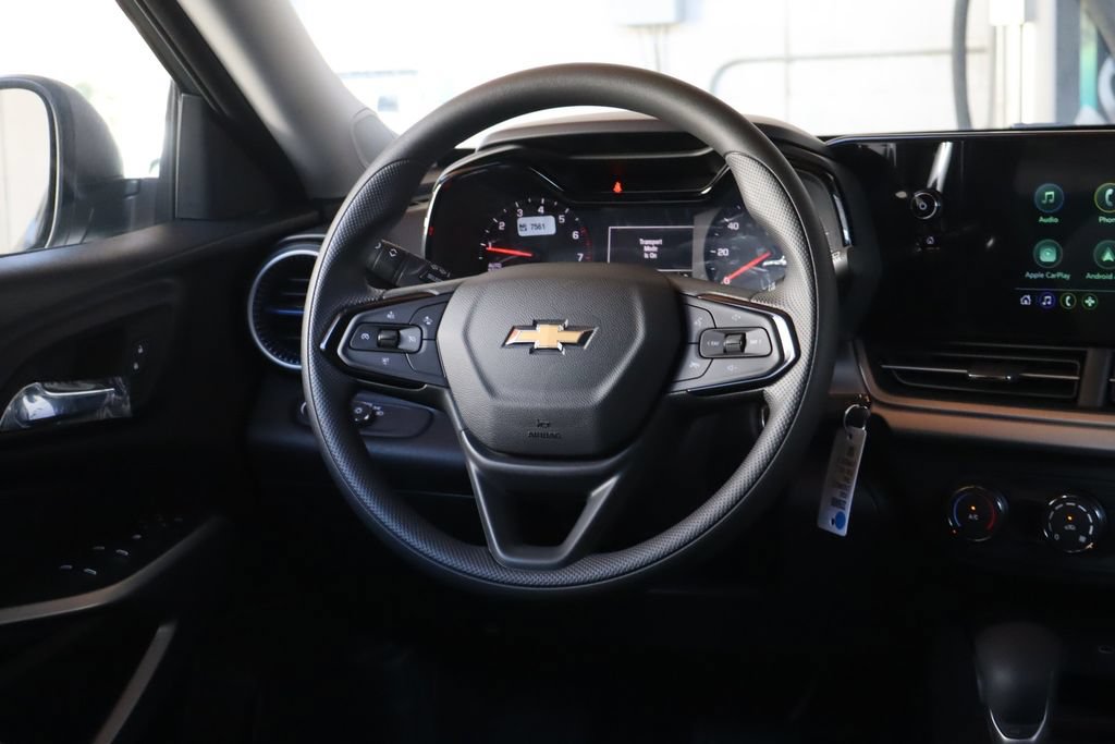 New 2026 Chevrolet Trax LS FWD image 26