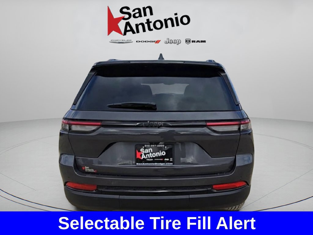 New 2025 Jeep Grand Cherokee Altitude RWD image 12