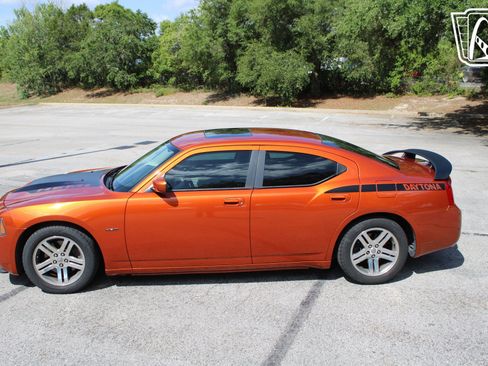 Used 2006 Dodge Charger R/T RWD image 19
