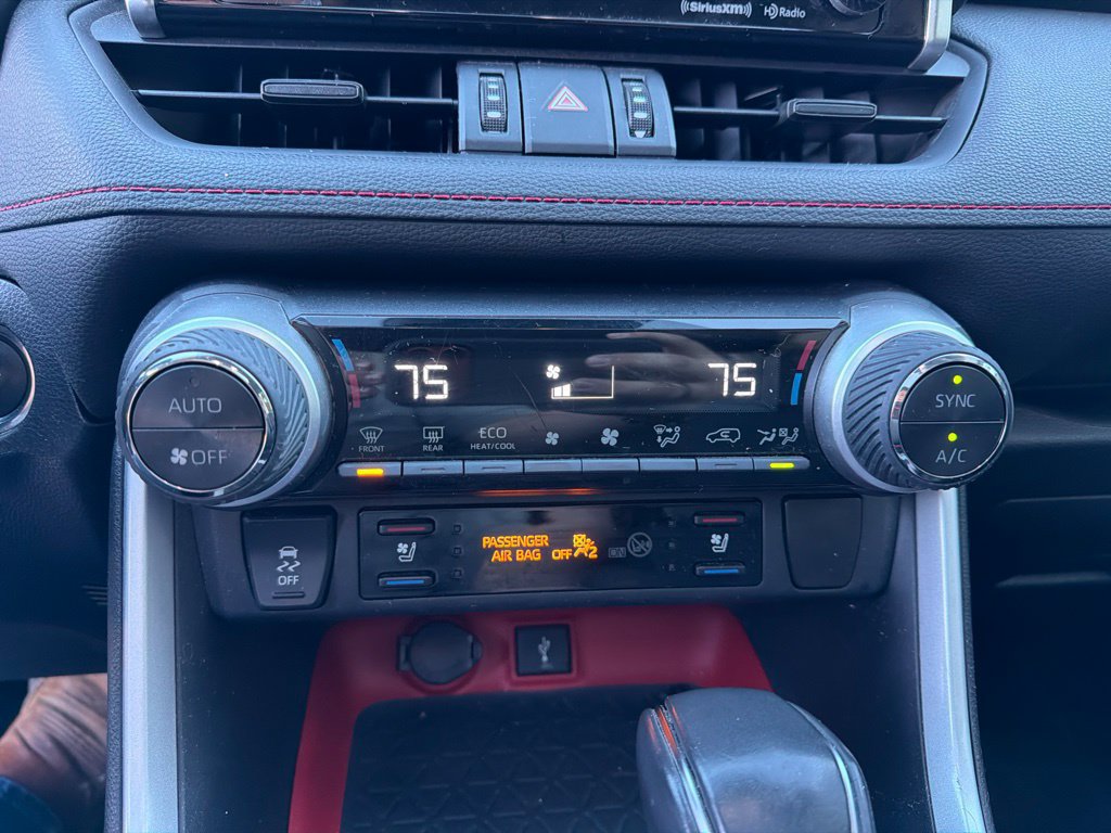 Used 2021 Toyota RAV4 TRD Off-Road w/ TRD Off-Road Weather Package AWD/4WD image 28