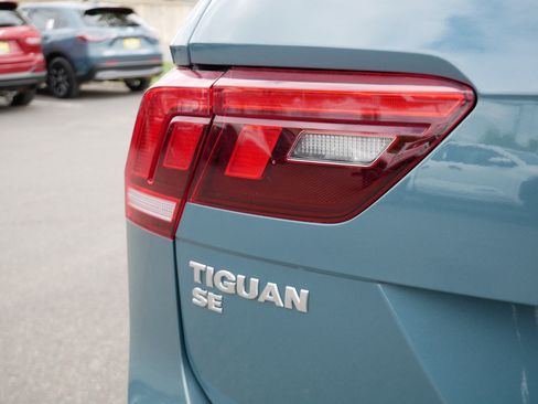 Certified 2021 Volkswagen Tiguan SE AWD/4WD image 17