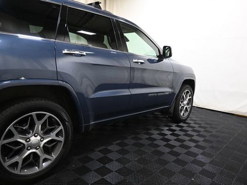 Used 2020 Jeep Grand Cherokee Overland AWD/4WD image 18