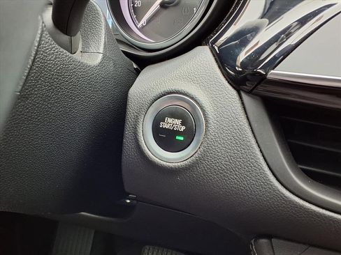 Used 2019 Buick Envision Essence image 12