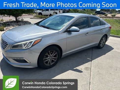 Used 2015 Hyundai Sonata SE FWD image 3